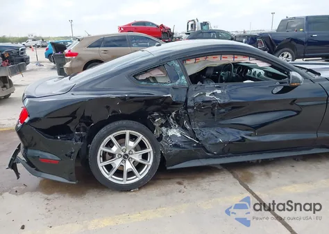 2015 Ford Mustang Ecoboost z USA, uszkodzony, nr VIN 1FA6P8TH3F5310358